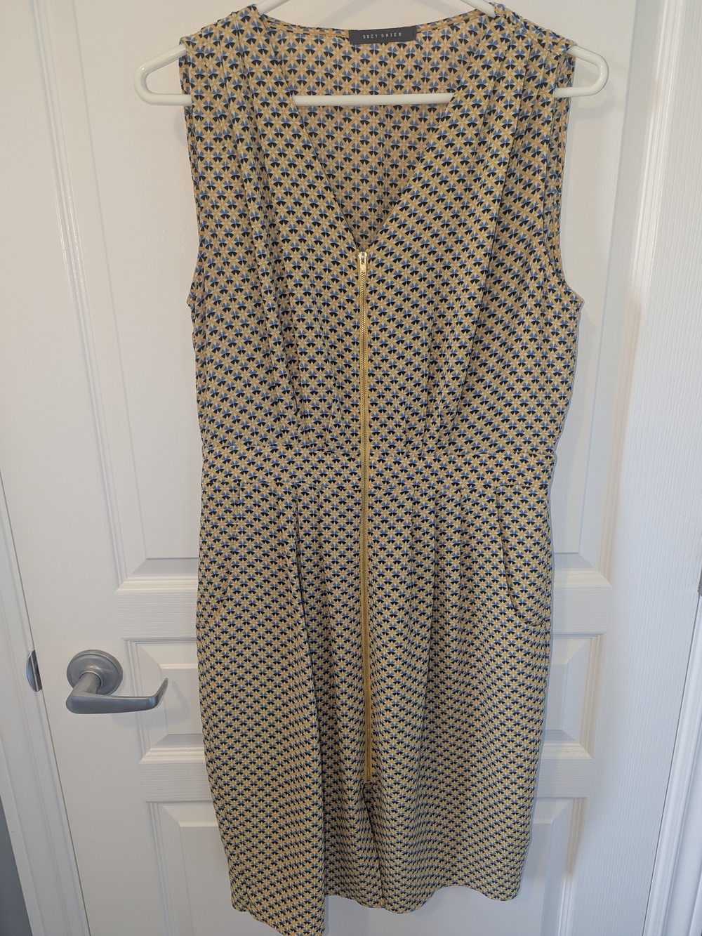 Suzy Shier Sleeveless Yellow & Navy Zip-Front Dress, M
